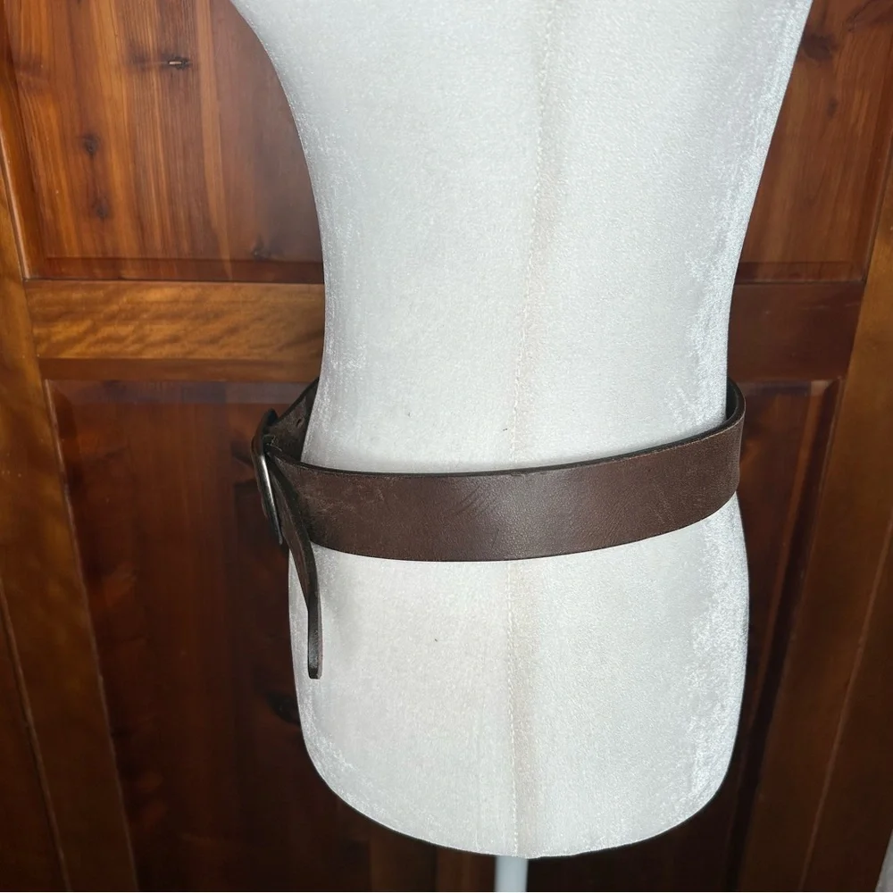 Old Navy Brown Men's SZ S Leather Belt Western Country Timeless Everyday Casual